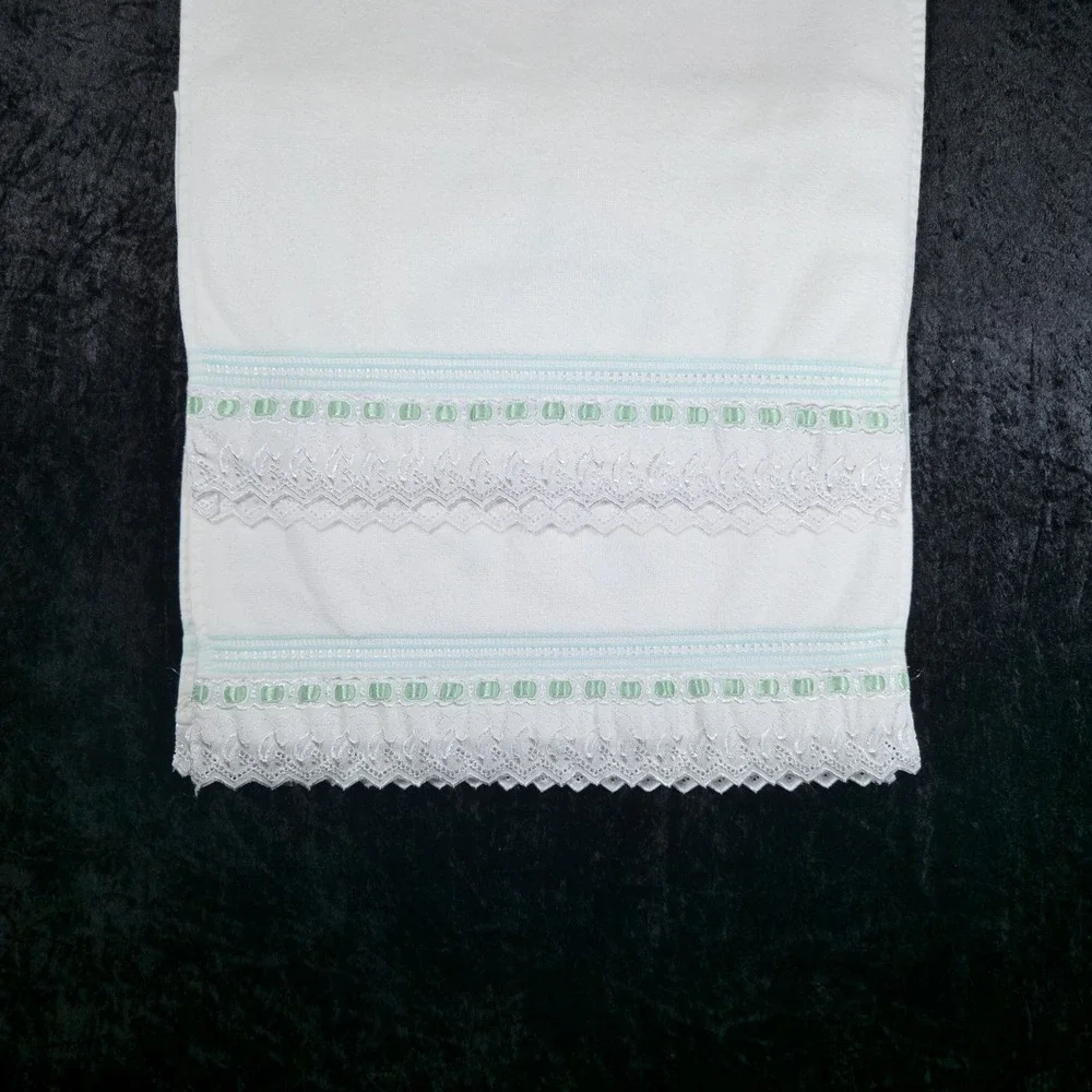 Set VTG Firuze Turkish White Cotton Hand Towel Teal Floral Embroidered Lace Bow